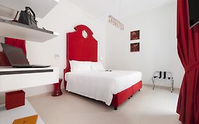 Opera Relais De Charme - Aparthotel